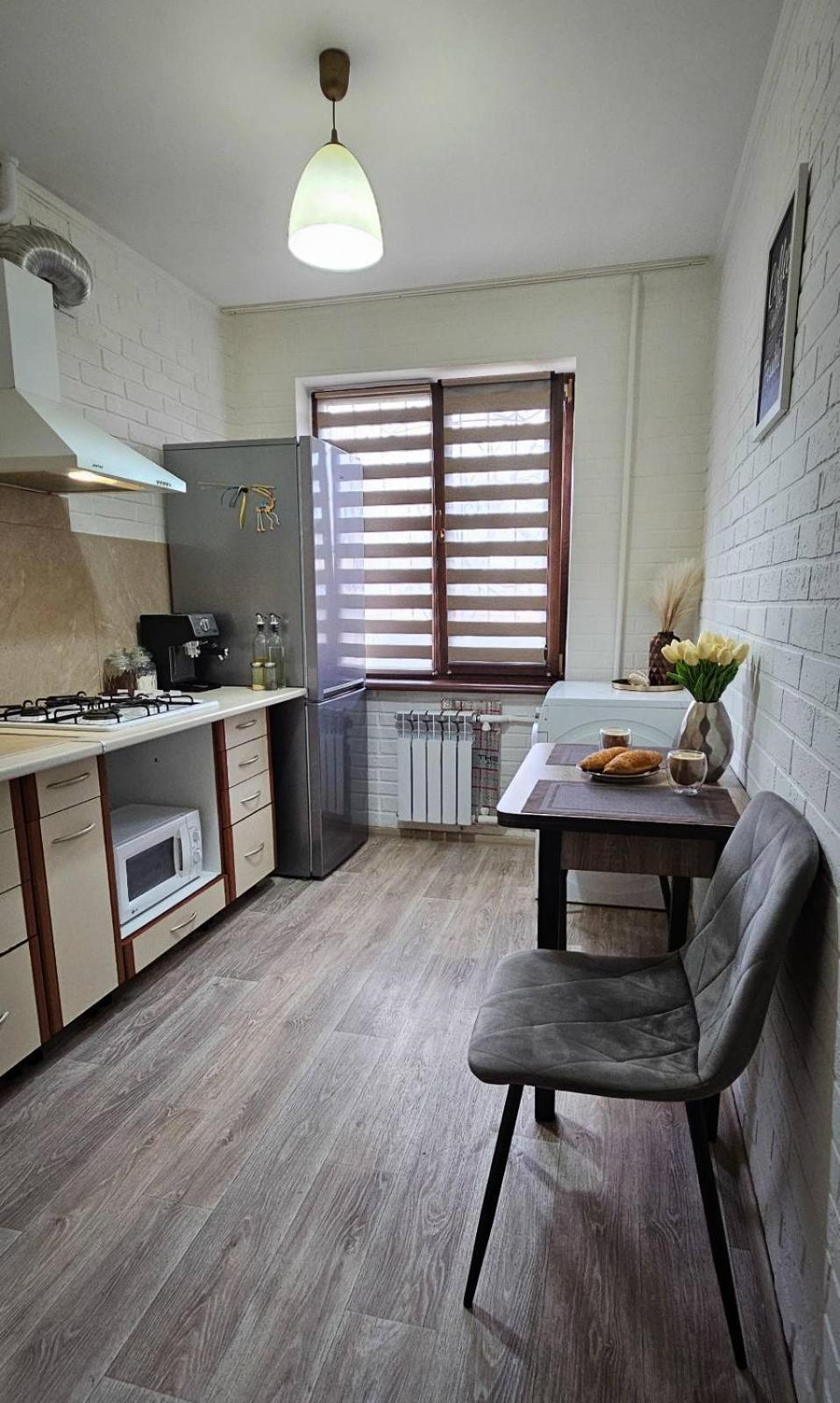 2К Апартаменты В Центре Поселение 24 На 7 Kryvyi Rih Exterior photo